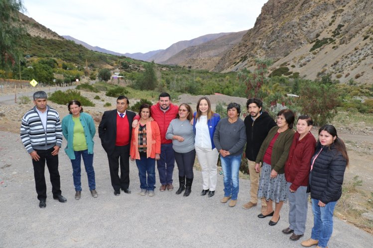 VECINOS DEL SECTOR RURAL DE MONTE PATRIA PLANTEAN SUS NECESIDADES EN MATERIA DE AGUA POTABLE