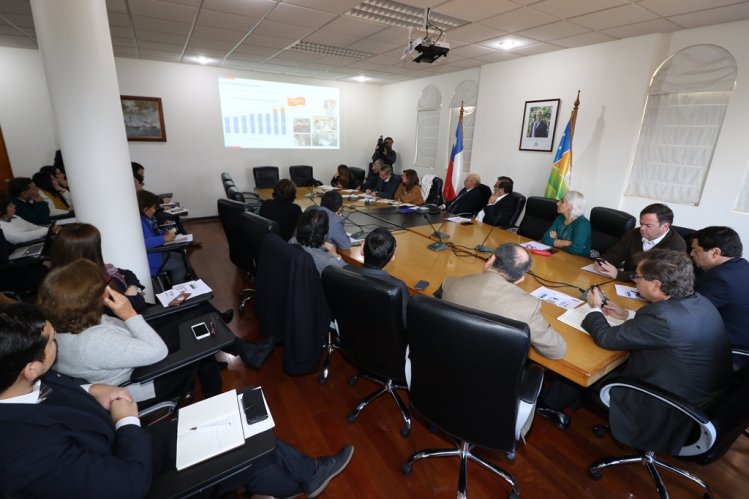 DIPUTADOS DE LA COMISIÓN DE SALUD COINCIDEN EN NECESIDAD DE EJECUTAR NUEVOS HOSPITALES EN COQUIMBO Y LA SERENA DIPUTADOS DE LA COMISIÓN DE SALUD COINCIDEN EN NECESIDAD DE EJECUTAR NUEVOS HOSPITALES EN COQUIMBO Y LA SERENA