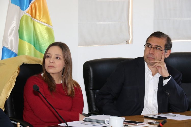 DIPUTADOS DE LA COMISIÓN DE SALUD COINCIDEN EN NECESIDAD DE EJECUTAR NUEVOS HOSPITALES EN COQUIMBO Y LA SERENA DIPUTADOS DE LA COMISIÓN DE SALUD COINCIDEN EN NECESIDAD DE EJECUTAR NUEVOS HOSPITALES EN COQUIMBO Y LA SERENA