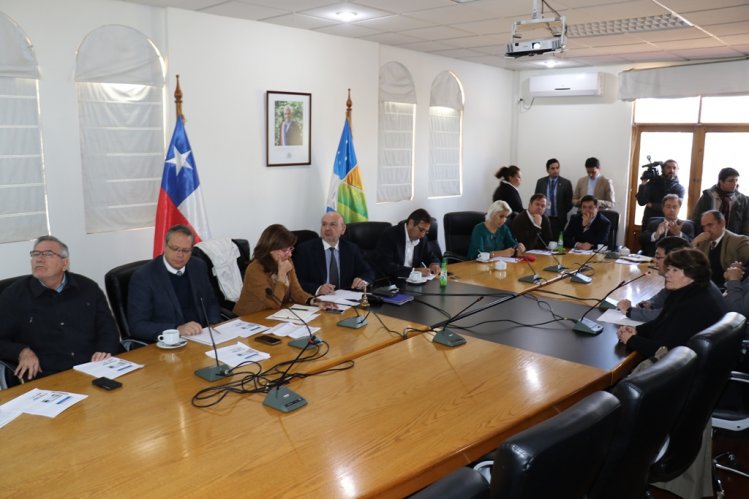 DIPUTADOS DE LA COMISIÓN DE SALUD COINCIDEN EN NECESIDAD DE EJECUTAR NUEVOS HOSPITALES EN COQUIMBO Y LA SERENA DIPUTADOS DE LA COMISIÓN DE SALUD COINCIDEN EN NECESIDAD DE EJECUTAR NUEVOS HOSPITALES EN COQUIMBO Y LA SERENA