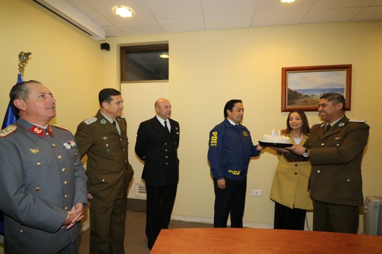 INTENDENTA LUCÍA PINTO PARTICIPA EN FORMACIÓN SOLEMNE DE LA POLICÍA DE INVESTIGACIONES INTENDENTA LUCÍA PINTO PARTICIPA EN FORMACIÓN SOLEMNE DE LA POLICÍA DE INVESTIGACIONES