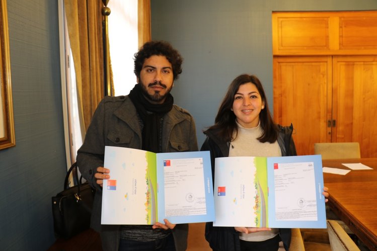 CUATRO FAMILIAS DE LA REGIÓN CUMPLEN EL SUEÑO DE LA CASA PROPIA GRACIAS A CONVENIO ENTRE LOS MINISTERIOS DE VIVIENDA Y JUSTICIA CUATRO FAMILIAS DE LA REGIÓN CUMPLEN EL SUEÑO DE LA CASA PROPIA GRACIAS A CONVENIO ENTRE LOS MINISTERIOS DE VIVIENDA Y JUSTICIA
