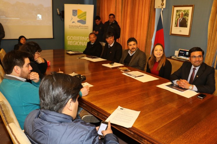 GOBIERNO REGIONAL EVALÚA E IDENTIFICA SITIOS PARA NUEVO RELLENO SANITARIO EN ELQUI GOBIERNO REGIONAL EVALÚA E IDENTIFICA SITIOS PARA NUEVO RELLENO SANITARIO EN ELQUI