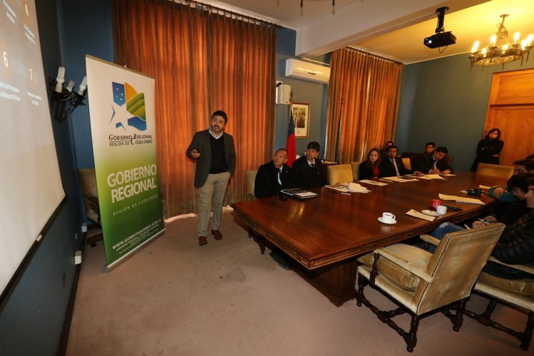 GOBIERNO REGIONAL EVALÚA E IDENTIFICA SITIOS PARA NUEVO RELLENO SANITARIO EN ELQUI GOBIERNO REGIONAL EVALÚA E IDENTIFICA SITIOS PARA NUEVO RELLENO SANITARIO EN ELQUI