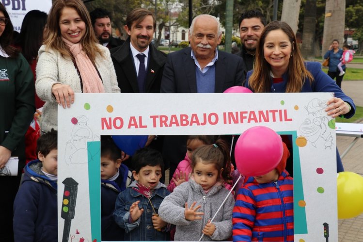 EN EL DÍA CONTRA EL TRABAJO INFANTIL REFUERZAN EL DERECHO DE LOS NIÑOS A ESTUDIAR Y JUGAR EN EL DÍA CONTRA EL TRABAJO INFANTIL REFUERZAN EL DERECHO DE LOS NIÑOS A ESTUDIAR Y JUGAR