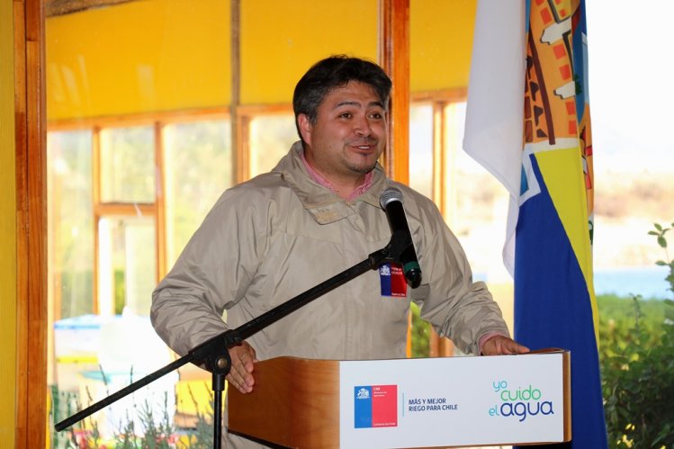 GOBIERNO ENTREGA MÁS DE $2.800 MILLONES PARA PROYECTOS DE REGANTES DE LA REGIÓN DE COQUIMBO GOBIERNO ENTREGA MÁS DE $2.800 MILLONES PARA PROYECTOS DE REGANTES DE LA REGIÓN DE COQUIMBO