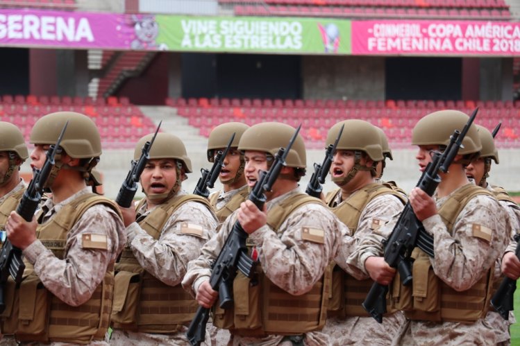 MÁS DE 330 SOLDADOS REALIZARON TRADICIONAL JURAMENTO A LA BANDERA