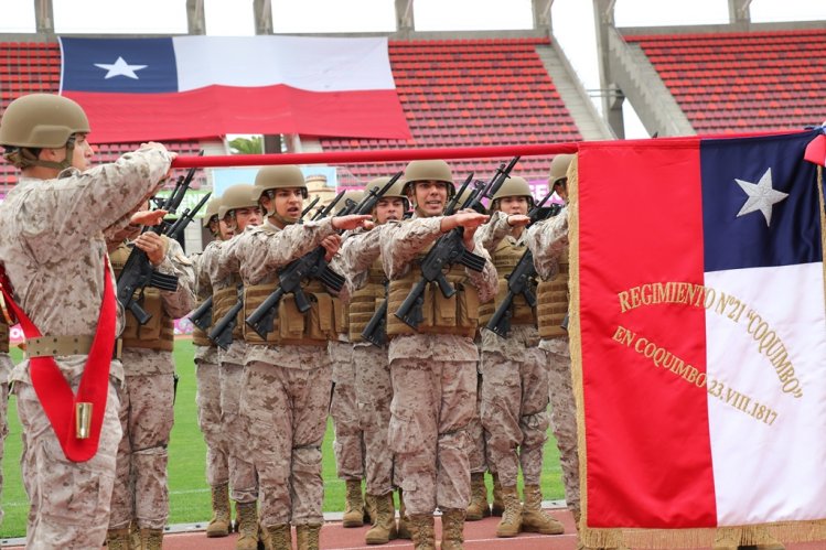 MÁS DE 330 SOLDADOS REALIZARON TRADICIONAL JURAMENTO A LA BANDERA