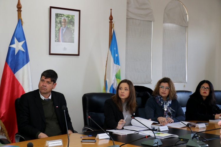 GOBIERNO APRUEBA PROYECTOS ENERGÉTICOS FOTOVOLTAICOS POR 23 MILLONES DE DÓLARES GOBIERNO APRUEBA PROYECTOS ENERGÉTICOS FOTOVOLTAICOS POR 23 MILLONES DE DÓLARES