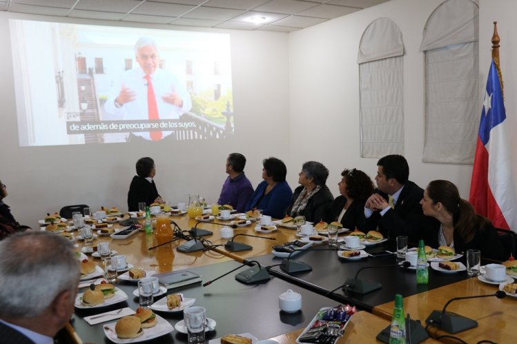GOBIERNO RECONOCE Y DESTACA EL ROL DE LOS DIRIGENTES VECINALES EN EL DESARROLLO LOCAL GOBIERNO RECONOCE Y DESTACA EL ROL DE LOS DIRIGENTES VECINALES EN EL DESARROLLO LOCAL