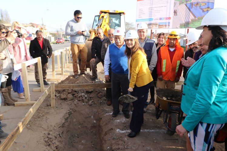 INICIAN OBRAS DE PASEO MIRADOR PARA EL SECTOR LA PAMPA DE LA SERENA