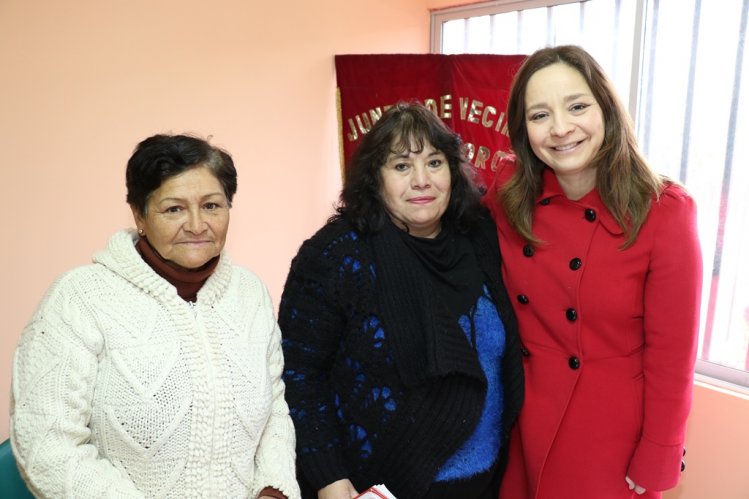 INTENDENTA LUCÍA PINTO INICIA AUDIENCIAS VECINALES EN TERRENO INTENDENTA LUCÍA PINTO INICIA AUDIENCIAS VECINALES EN TERRENO