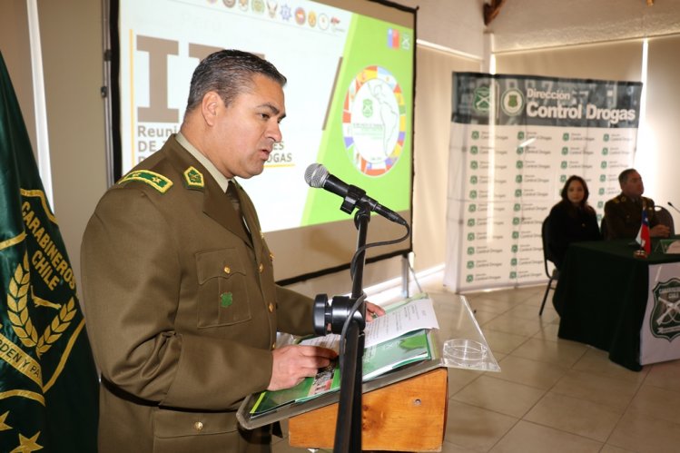 GOBIERNO Y CARABINEROS INCLUYEN LA EXPERIENCIA INTERNACIONAL EN EL COMBATE A LAS DROGAS