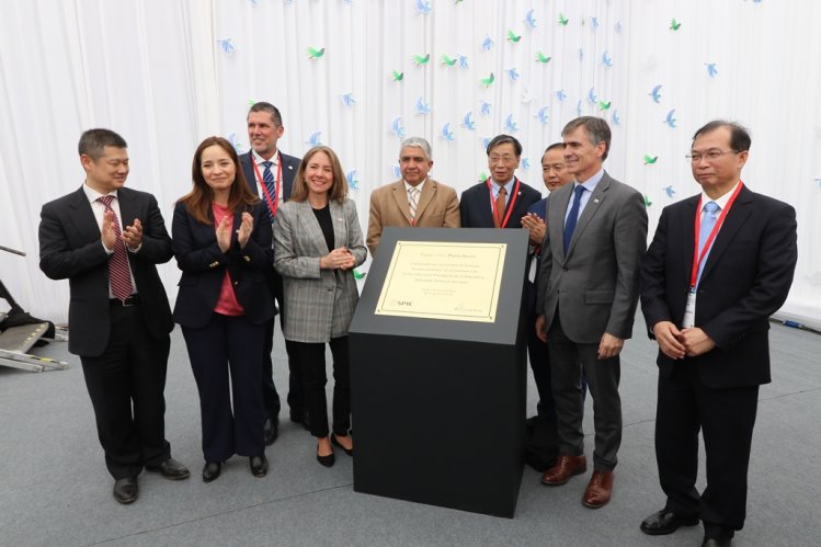 GOBIERNO DESTACA PUESTA EN MARCHA DE NUEVO PARQUE EÓLICO Y PROMUEVE LAS INICIATIVAS RENOVABLES GOBIERNO DESTACA PUESTA EN MARCHA DE NUEVO PARQUE EÓLICO Y PROMUEVE LAS INICIATIVAS RENOVABLES