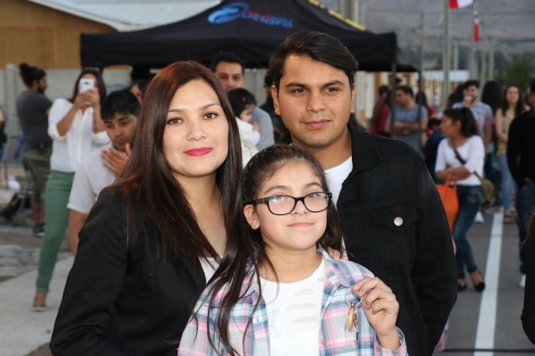INAUGURAN PROYECTO HABITACIONAL PARA 158 FAMILIAS DE VICUÑA INAUGURAN PROYECTO HABITACIONAL PARA 158 FAMILIAS DE VICUÑA