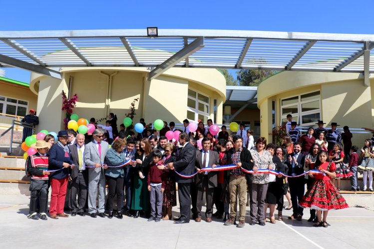 NUEVA ESCUELA RURAL EN MONTE PATRIA POTENCIARÁ LA EDUCACIÓN PÚBLICA EN LAS ZONAS APARTADAS NUEVA ESCUELA RURAL EN MONTE PATRIA POTENCIARÁ LA EDUCACIÓN PÚBLICA EN LAS ZONAS APARTADAS
