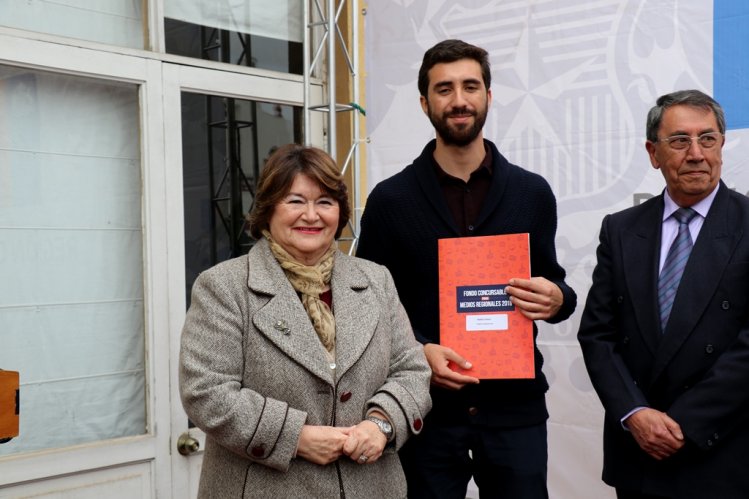 MEDIOS DE COMUNICACIÓN REGIONALES SE ADJUDICAN RECURSOS PARA POTENCIAR SU LABOR INFORMATIVA MEDIOS DE COMUNICACIÓN REGIONALES SE ADJUDICAN RECURSOS PARA POTENCIAR SU LABOR INFORMATIVA