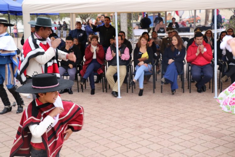 VECINOS DE LA HIGUERA CELEBRAN INICIO DE OBRAS PARA TENER SISTEMA DE ALCANTARILLADO