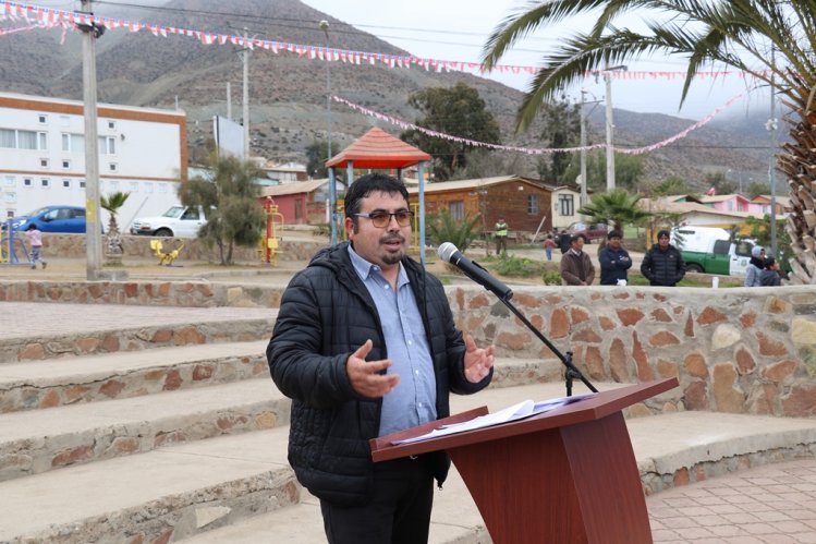 VECINOS DE LA HIGUERA CELEBRAN INICIO DE OBRAS PARA TENER SISTEMA DE ALCANTARILLADO