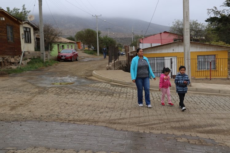 VECINOS DE LA HIGUERA CELEBRAN INICIO DE OBRAS PARA TENER SISTEMA DE ALCANTARILLADO