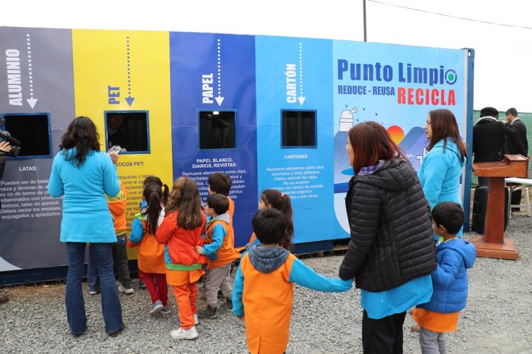 NIÑOS Y VECINOS DE LA SERENA INAUGURARON NUEVO PUNTO LIMPIO FINANCIADO CON RECURSOS DEL GOBIERNO REGIONAL