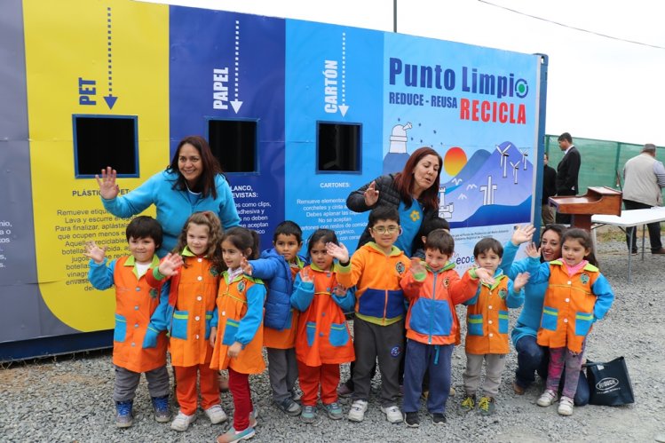 NIÑOS Y VECINOS DE LA SERENA INAUGURARON NUEVO PUNTO LIMPIO FINANCIADO CON RECURSOS DEL GOBIERNO REGIONAL