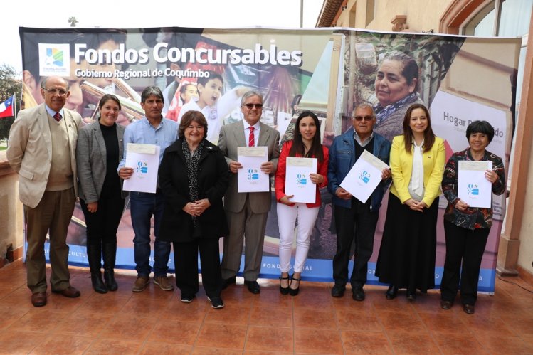ORGANIZACIONES DE ELQUI FUERON BENEFICIADAS CON RECURSOS DEL FONDO DE SEGURIDAD CIUDADANA DEL GOBIERNO REGIONAL ORGANIZACIONES DE ELQUI FUERON BENEFICIADAS CON RECURSOS DEL FONDO DE SEGURIDAD CIUDADANA DEL GOBIERNO REGIONAL