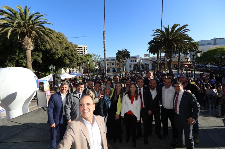 GOBIERNO ENTREGA SUBSIDIOS PARA QUE MÁS DE 500 FAMILIAS DE COQUIMBO MEJOREN SUS VIVIENDAS