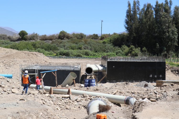 AGUAS DEL VALLE CONSTRUYE TRANQUE QUE DARÁ 17 HORAS DE RESPALDO A LA SERENA Y COQUIMBO