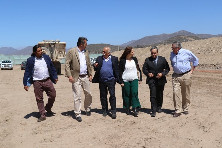 AGUAS DEL VALLE CONSTRUYE TRANQUE QUE DARÁ 17 HORAS DE RESPALDO A LA SERENA Y COQUIMBO AGUAS DEL VALLE CONSTRUYE TRANQUE QUE DARÁ 17 HORAS DE RESPALDO A LA SERENA Y COQUIMBO