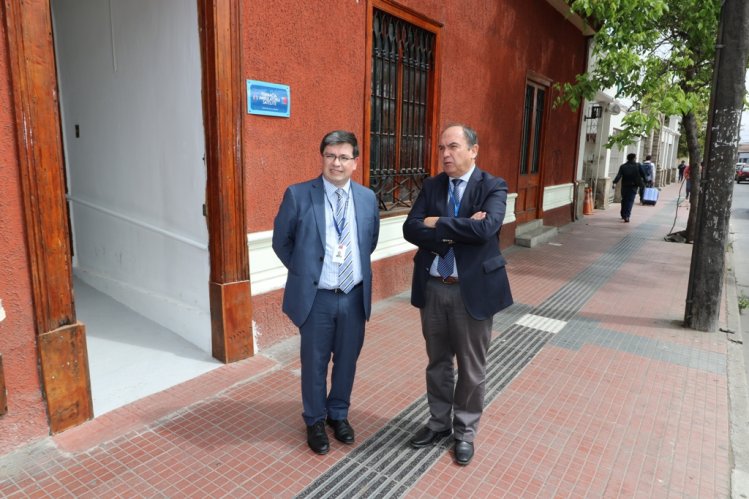 GOBIERNO ABRE FARMACIA SATÉLITE PARA AGILIZAR ENTREGA DE MEDICAMENTOS EN HOSPITAL DE LA SERENA GOBIERNO ABRE FARMACIA SATÉLITE PARA AGILIZAR ENTREGA DE MEDICAMENTOS EN HOSPITAL DE LA SERENA