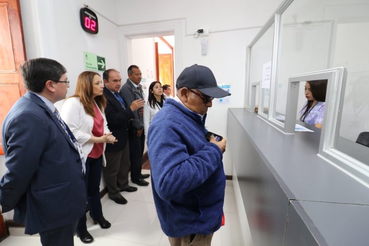 GOBIERNO ABRE FARMACIA SATÉLITE PARA AGILIZAR ENTREGA DE MEDICAMENTOS EN HOSPITAL DE LA SERENA