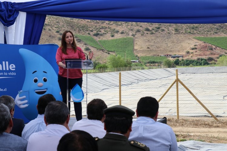 INAUGURAN TRANQUE DE ACUMULACIÓN DE AGUA PARA ABASTECER A CHAÑARAL ALTO EN CASO DE SEQUÍA