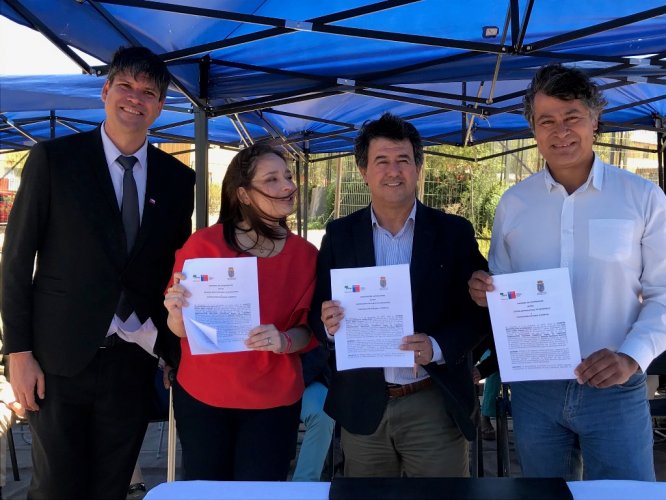 CON LA PLANTACIÓN DE 300 ÁRBOLES PARTE EL PLAN DE FORESTACIÓN DE ANDACOLLO