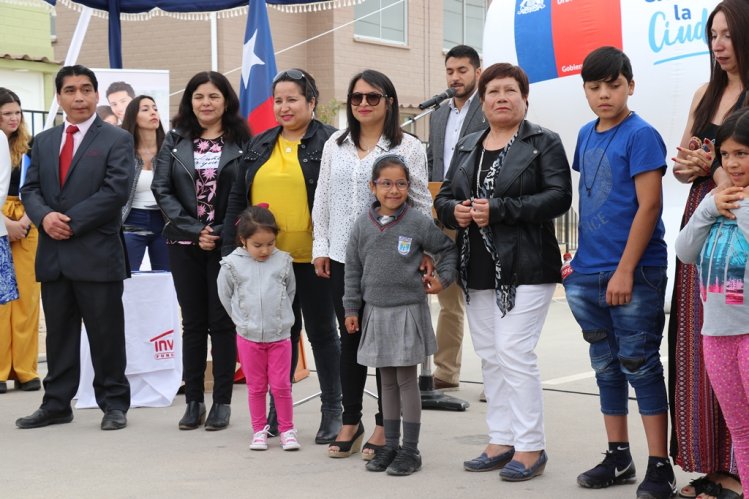 MÁS DE 150 FAMILIAS DE COQUIMBO PODRÁN PASAR LAS FIESTAS DE FIN DE AÑO EN SUS NUEVAS VIVIENDAS