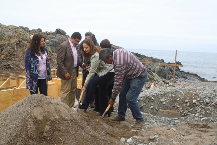 OBRAS PÚBLICAS INICIA CONSTRUCCIÓN DE OBRAS TERRESTRES DE CALETA EL APOLILLADO EN LA HIGUERA