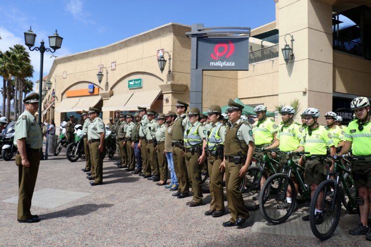 MÁS DE 130 CARABINEROS RESGUARDARÁN LA SEGURIDAD DE LOS HABITANTES DE LA REGIÓN DURANTE LAS COMPRAS NAVIDEÑAS