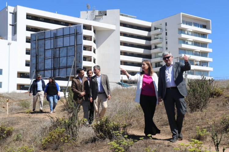 CONSTRUCCIÓN DE EXTENSO ESPACIO URBANO PERMITIRÁ UNIR LA SERENA Y COQUIMBO CONSTRUCCIÓN DE EXTENSO ESPACIO URBANO PERMITIRÁ UNIR LA SERENA Y COQUIMBO