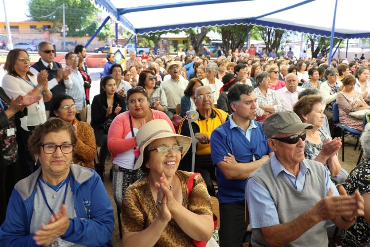 ANTIGUO HOSPITAL DE OVALLE SE CONVERTIRÁ EN UN CENTRO DE DÍA PARA ADULTOS MAYORES ANTIGUO HOSPITAL DE OVALLE SE CONVERTIRÁ EN UN CENTRO DE DÍA PARA ADULTOS MAYORES