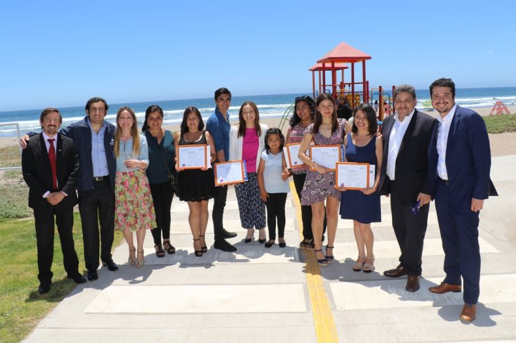 ALIANZA ENTRE SENCE Y TURISMO PERMITE QUE TRABAJADORES DE LA REGIÓN DE COQUIMBO SE PREPAREN PARA EL ECLIPSE SOLAR ALIANZA ENTRE SENCE Y TURISMO PERMITE QUE TRABAJADORES DE LA REGIÓN DE COQUIMBO SE PREPAREN PARA EL ECLIPSE SOLAR