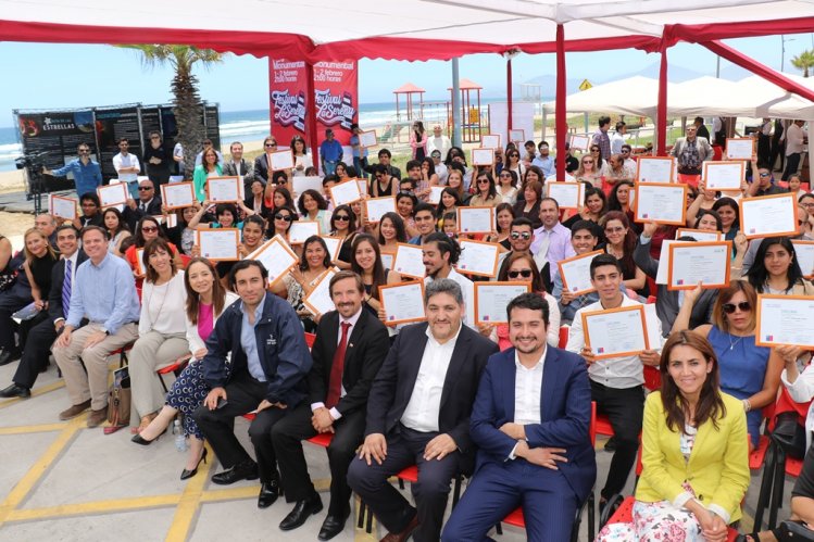 ALIANZA ENTRE SENCE Y TURISMO PERMITE QUE TRABAJADORES DE LA REGIÓN DE COQUIMBO SE PREPAREN PARA EL ECLIPSE SOLAR ALIANZA ENTRE SENCE Y TURISMO PERMITE QUE TRABAJADORES DE LA REGIÓN DE COQUIMBO SE PREPAREN PARA EL ECLIPSE SOLAR