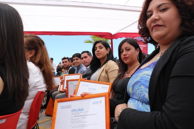 ALIANZA ENTRE SENCE Y TURISMO PERMITE QUE TRABAJADORES DE LA REGIÓN DE COQUIMBO SE PREPAREN PARA EL ECLIPSE SOLAR