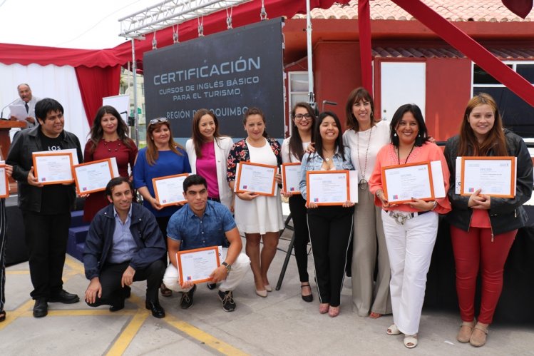 ALIANZA ENTRE SENCE Y TURISMO PERMITE QUE TRABAJADORES DE LA REGIÓN DE COQUIMBO SE PREPAREN PARA EL ECLIPSE SOLAR