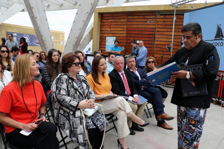 GOBIERNO CAPACITA A EMPRESARIOS GASTRONÓMICOS EN HOSPITALIDAD Y SERVICIO GOBIERNO CAPACITA A EMPRESARIOS GASTRONÓMICOS EN HOSPITALIDAD Y SERVICIO