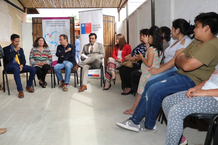 ORGANIZACIÓN DE PADRES DE NIÑOS ONCOLÓGICOS RECIBE INMUEBLE EN CONCESIÓN PARA INSTALAR SU SEDE ORGANIZACIÓN DE PADRES DE NIÑOS ONCOLÓGICOS RECIBE INMUEBLE EN CONCESIÓN PARA INSTALAR SU SEDE