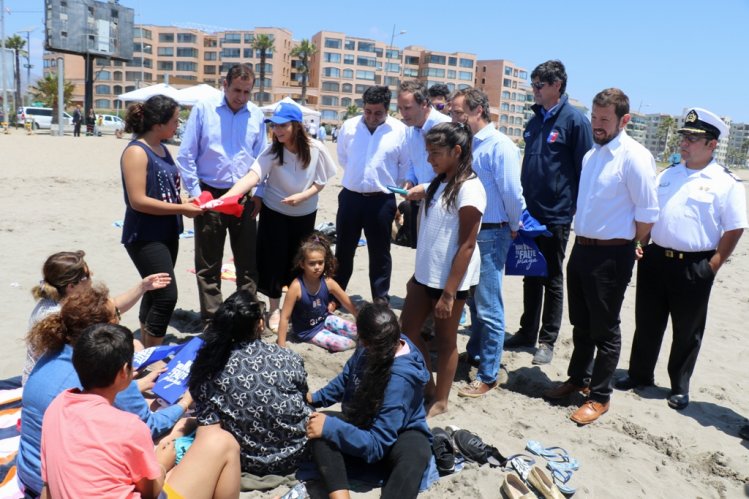 GOBIERNO LANZA CAMPAÑA QUE PROMUEVE EL LIBRE ACCESO A RÍOS, LAGOS Y PLAYAS GOBIERNO LANZA CAMPAÑA QUE PROMUEVE EL LIBRE ACCESO A RÍOS, LAGOS Y PLAYAS