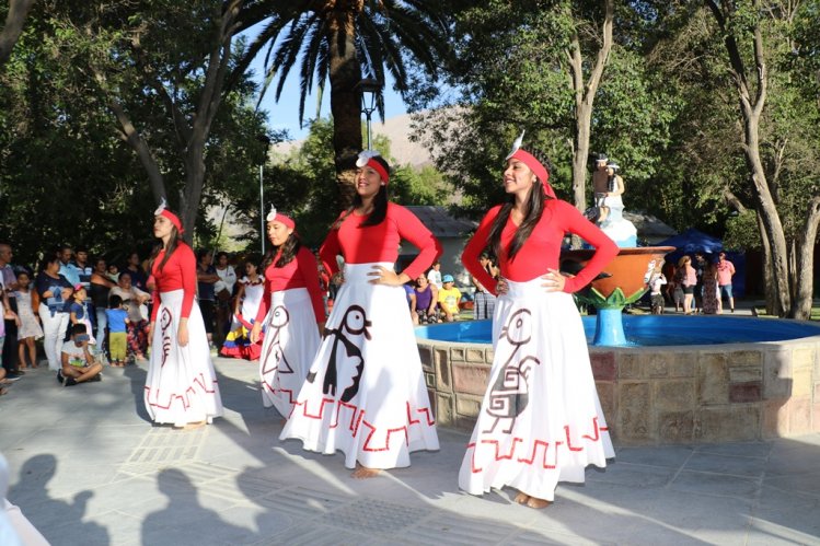 TURISTAS Y HABITANTES DE DIAGUITAS DISFRUTARÁN DE REMOZADA PLAZA PÚBLICA