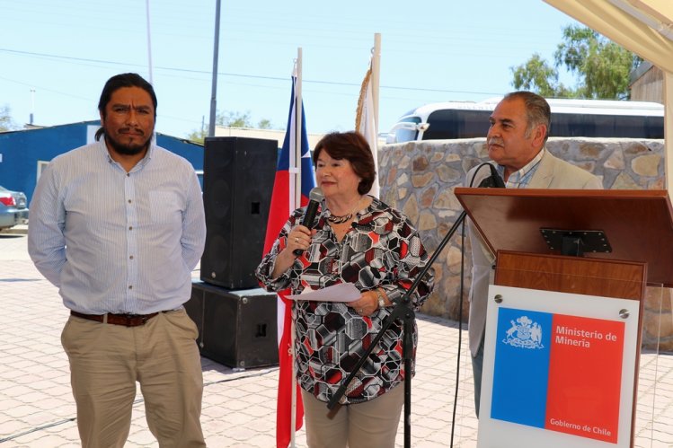 PEQUEÑOS MINEROS DE ANDACOLLO Y LA HIGUERA RECIBEN MÁS DE 80 MILLONES DE PESOS PARA INVERTIR EN SEGURIDAD Y PRODUCTIVIDAD. PEQUEÑOS MINEROS DE ANDACOLLO Y LA HIGUERA RECIBEN MÁS DE 80 MILLONES DE PESOS PARA INVERTIR EN SEGURIDAD Y PRODUCTIVIDAD.