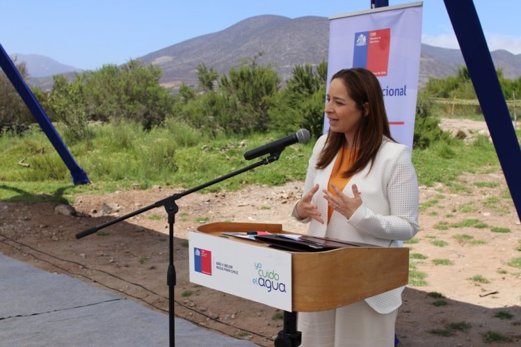GOBIERNO AUMENTA EN UN 10% EL PRESUPUESTO DE LOS CONCURSOS DE LA LEY DE RIEGO PARA APOYAR A LOS AGRICULTORES GOBIERNO AUMENTA EN UN 10% EL PRESUPUESTO DE LOS CONCURSOS DE LA LEY DE RIEGO PARA APOYAR A LOS AGRICULTORES