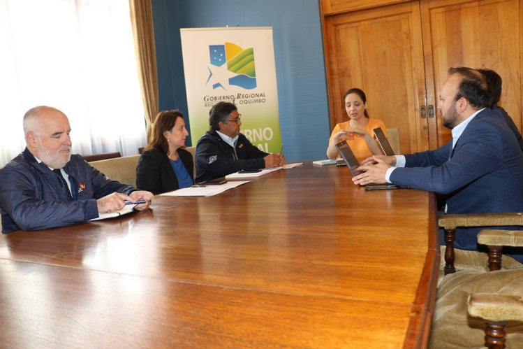 EMPRESA CGE SE COMPROMETE A REPONER EL SERVICIO DE ELECTRICIDAD EN LAS PRÓXIMAS 24 HORAS EMPRESA CGE SE COMPROMETE A REPONER EL SERVICIO DE ELECTRICIDAD EN LAS PRÓXIMAS 24 HORAS